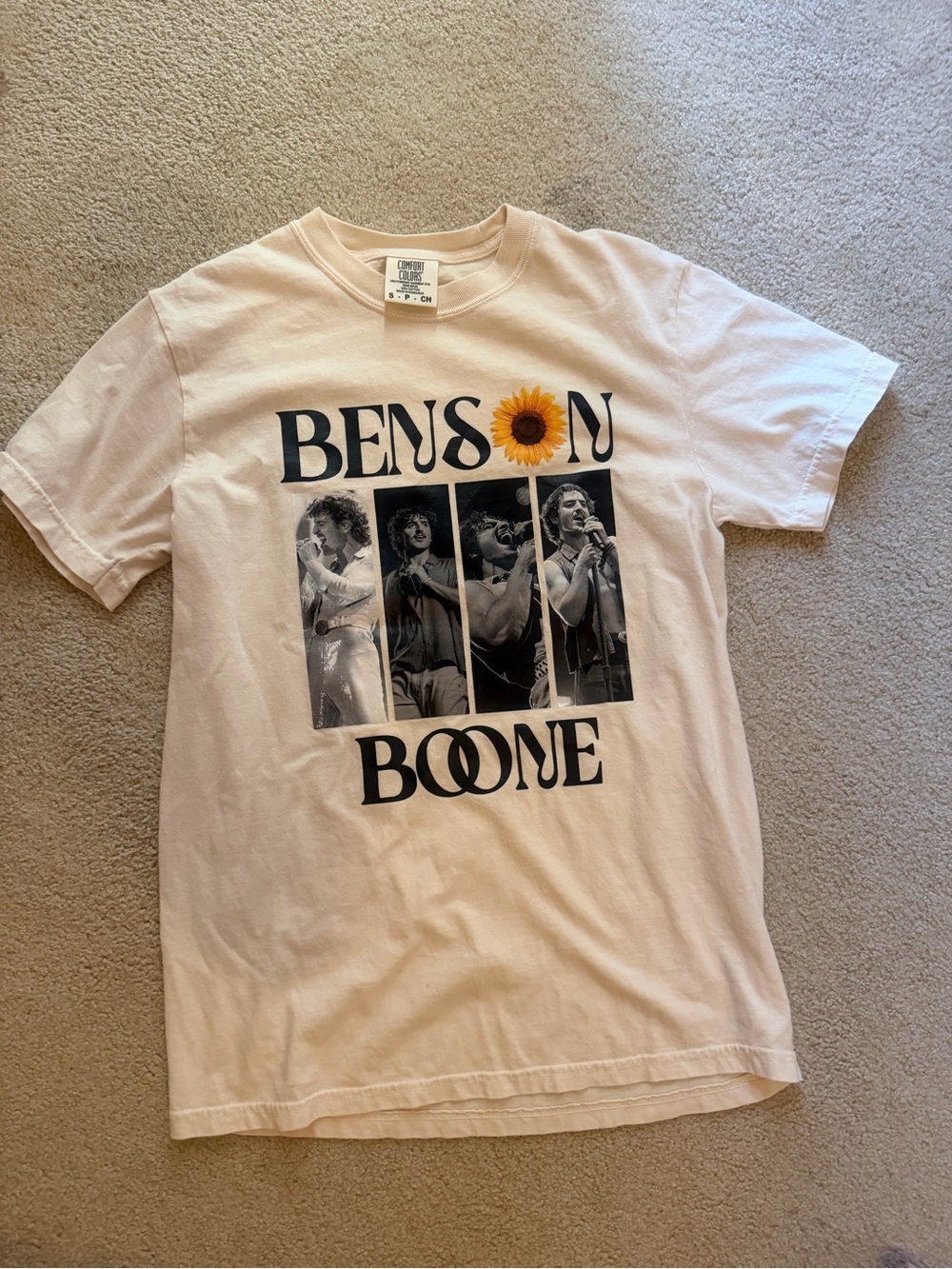 Benson Boone Graphic Tee - cream with Black and Yellow Print